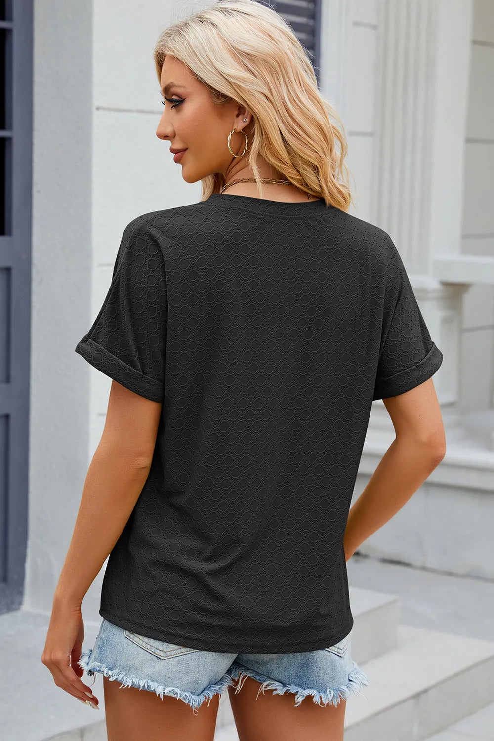 New solid color V-neck button loose short sleeved T-shirt top for women