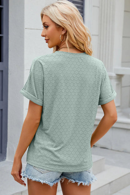 New solid color V-neck button loose short sleeved T-shirt top for women
